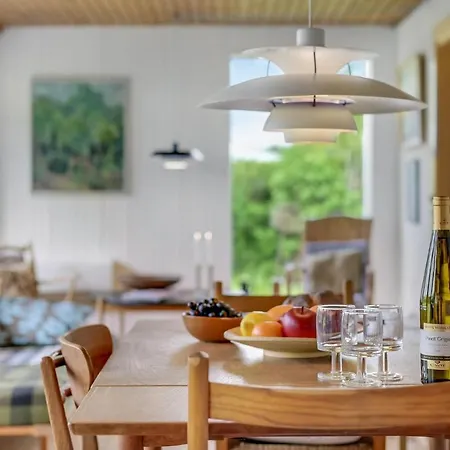 Cozy In With Kitchen بيت للعطل *