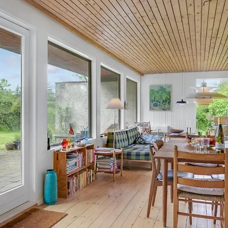 Cozy In With Kitchen Vejby